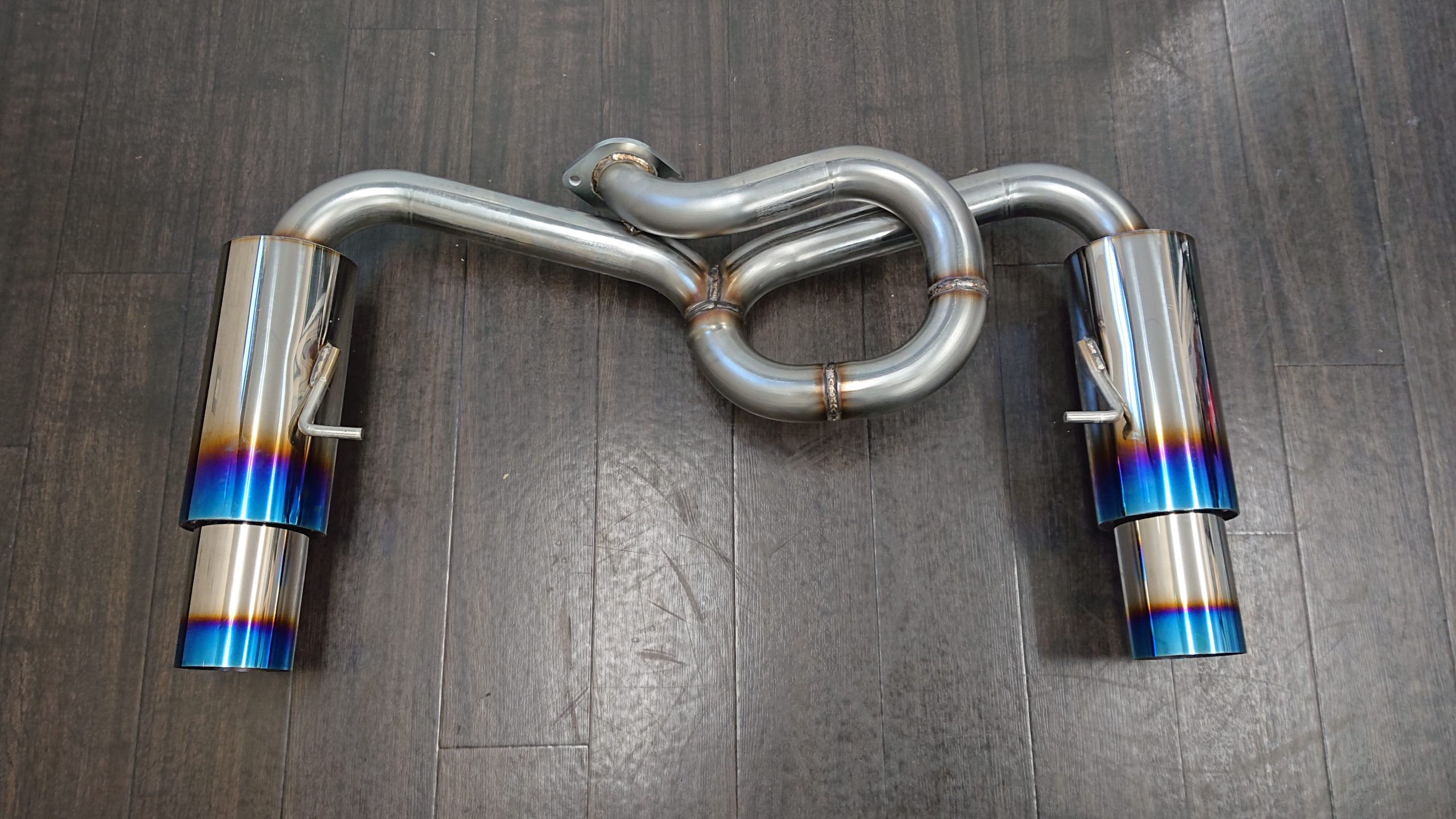 ZN8 GR86 ZD8 BRZ オールステンマフラー 砲弾 チタン発色 | Be Free