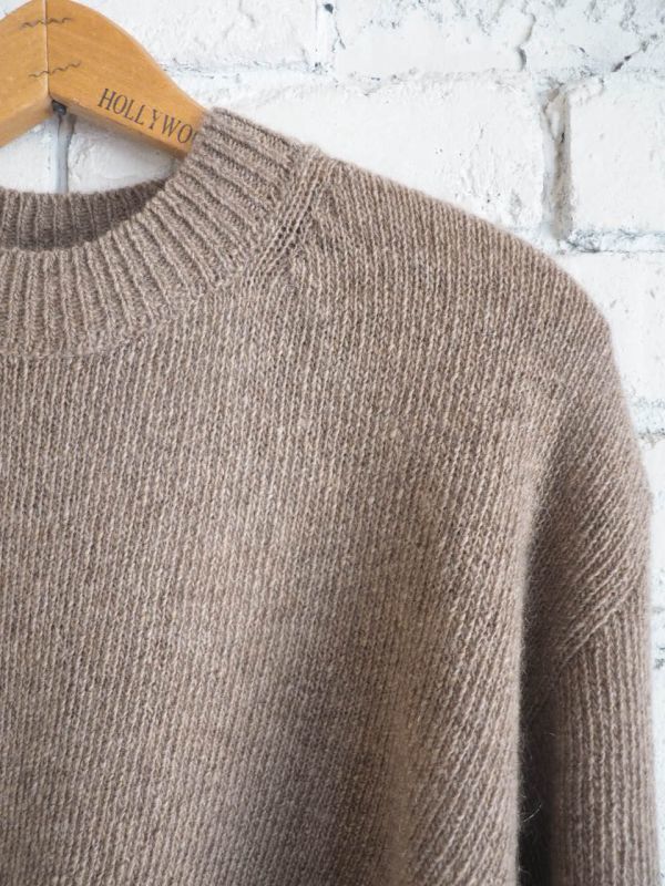 COMOLI カシミヤクルーネックニット