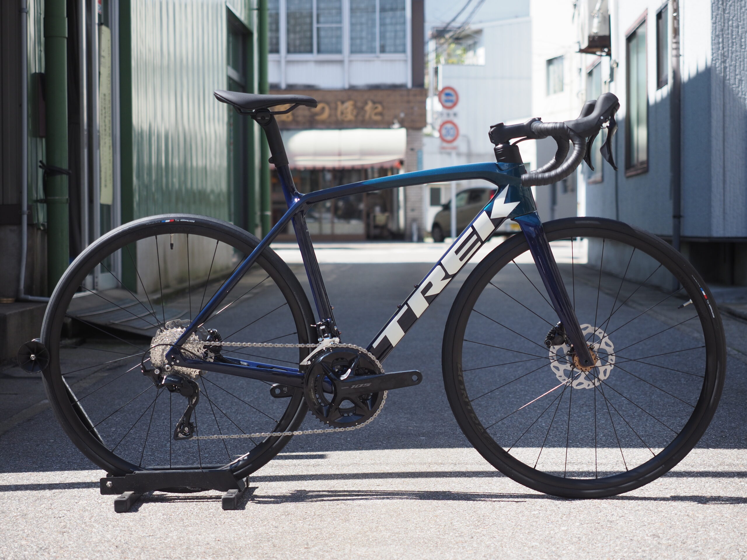 TREK】新型105搭載のÈMONDA SL 5 2024年モデルが入荷しました