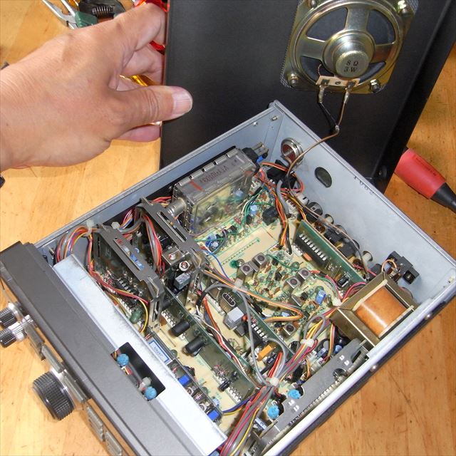 マグマ大使の道具箱2： YAESU 広帯域受信機 FRG-965のメンテナンス