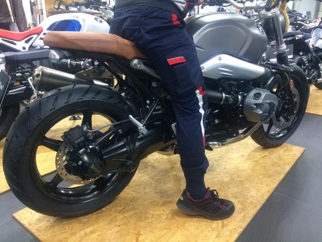 スクランブラー ハイシート - Motorrad Tsukuba ﾌﾞﾛｸﾞ