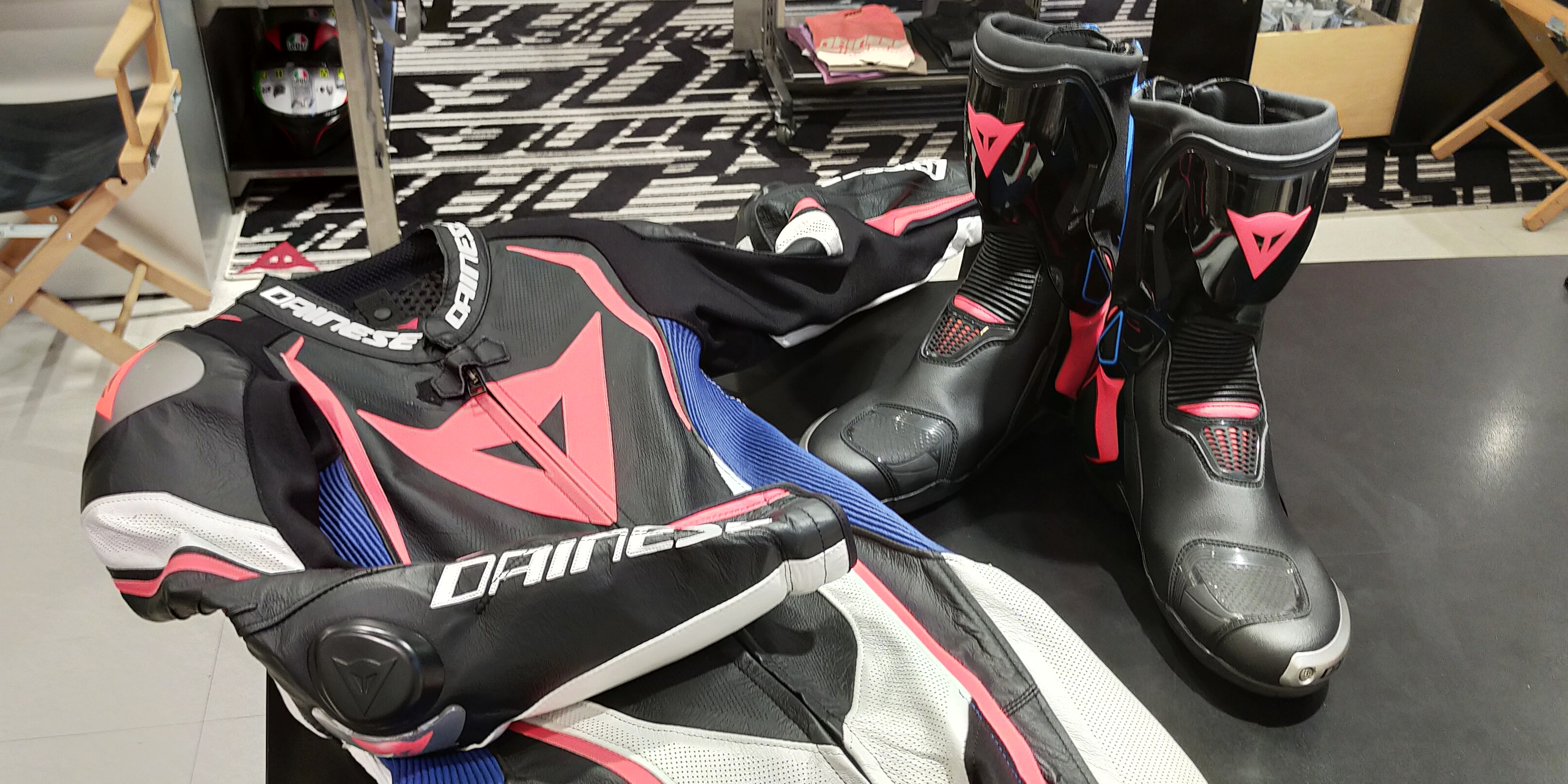 アウトブーツの最高峰【TORQUE 3 OUT BOOTS】