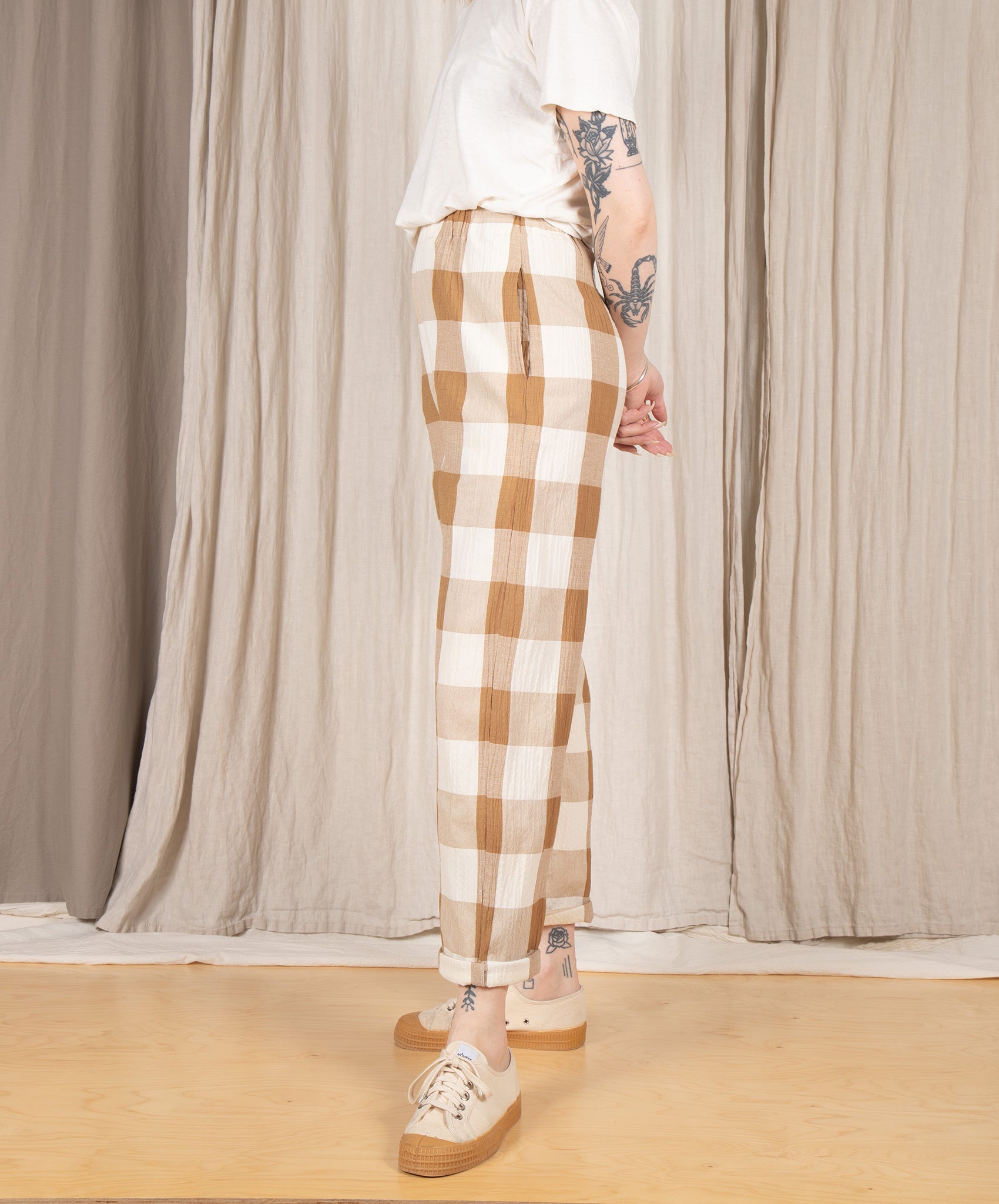Rita Row-Chimbora Pants // Brown Check – Blok Hill (Haus)