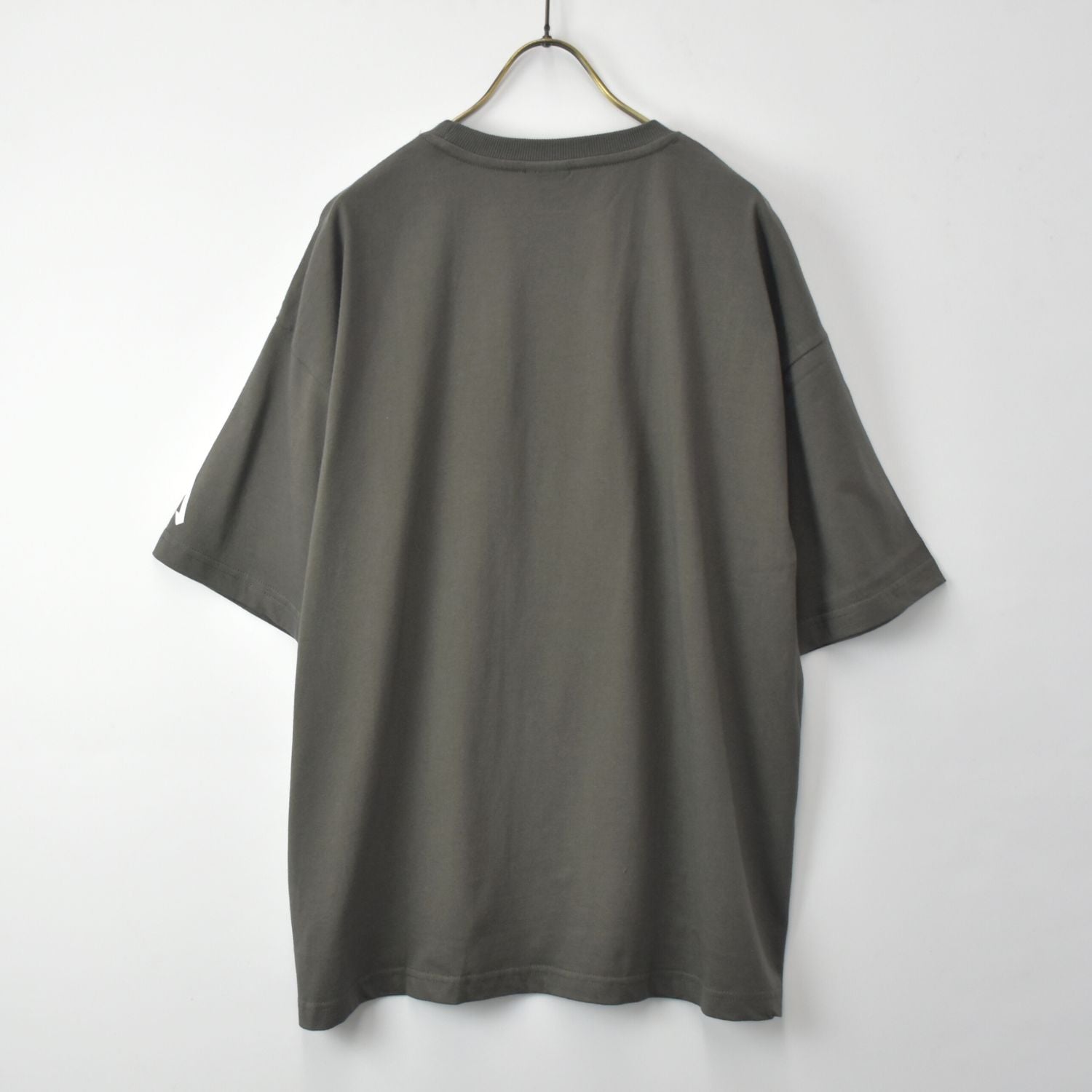 APEX LEGENDS ™ 【エーペックスレジェンズ】 うさぎメン サガラ刺繍 T