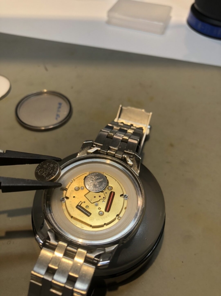 TISSOT【ティソ】1853PRC200 電池交換ご依頼頂きました。【ブローチ