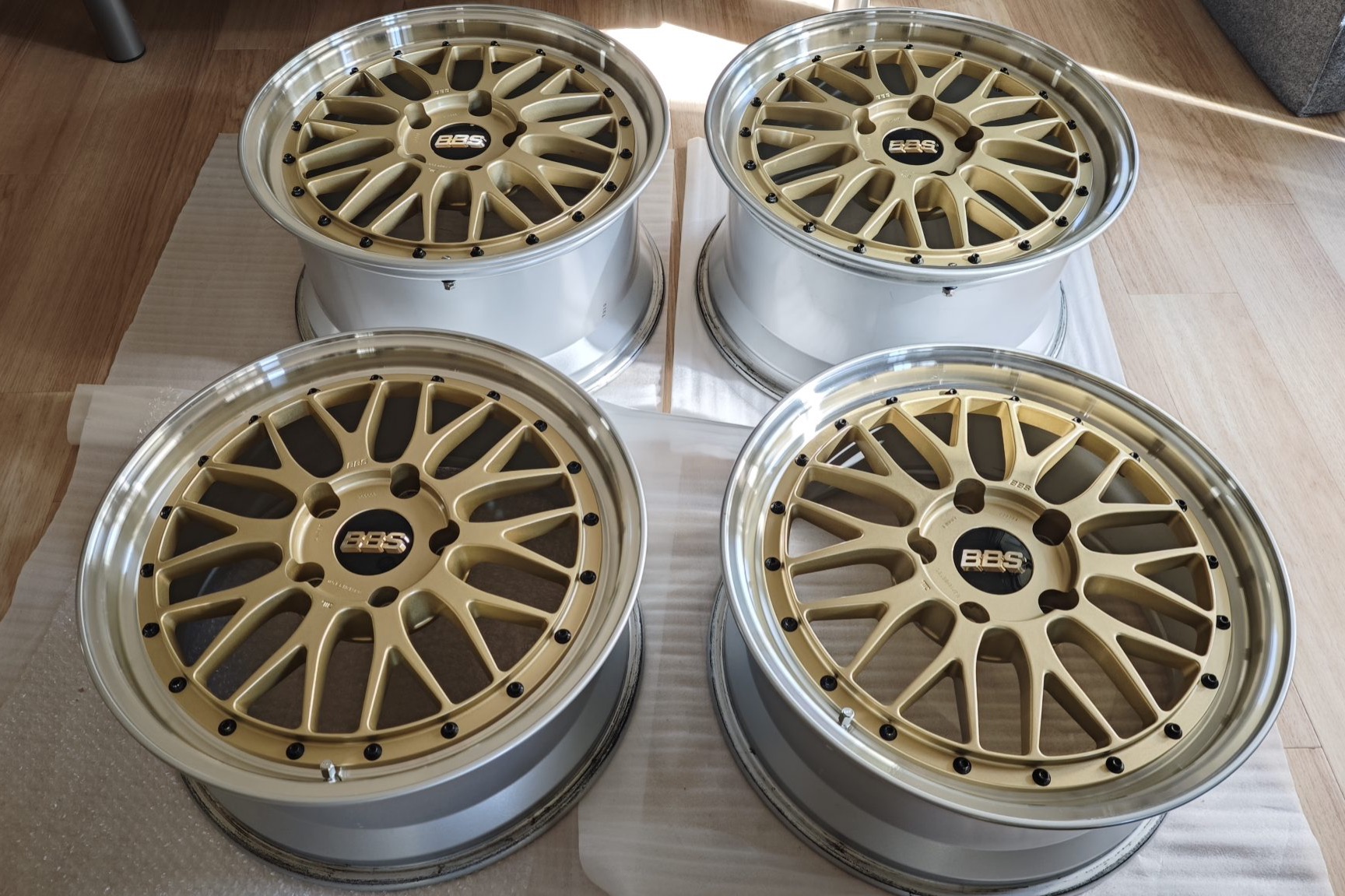No Reserve: 18×8″ and 18×9.5″ BBS LM Wheels for Porsche for sale