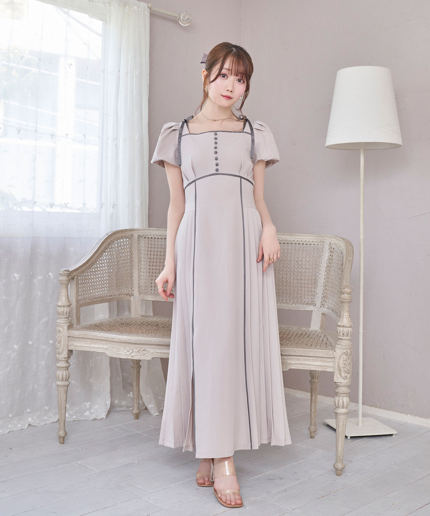 side pleats piping one piece – BUNNY APARTMENT