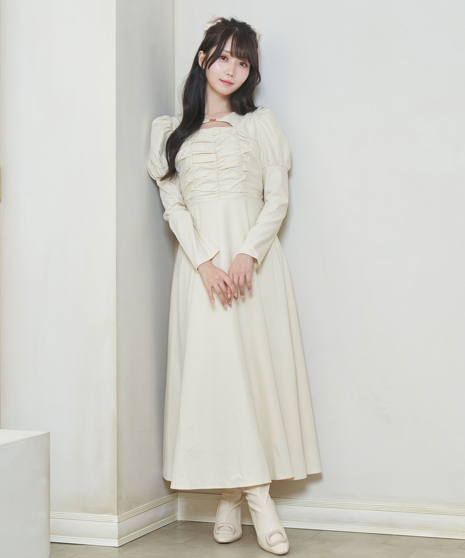 rose decolletage charm dress – BUNNY APARTMENT