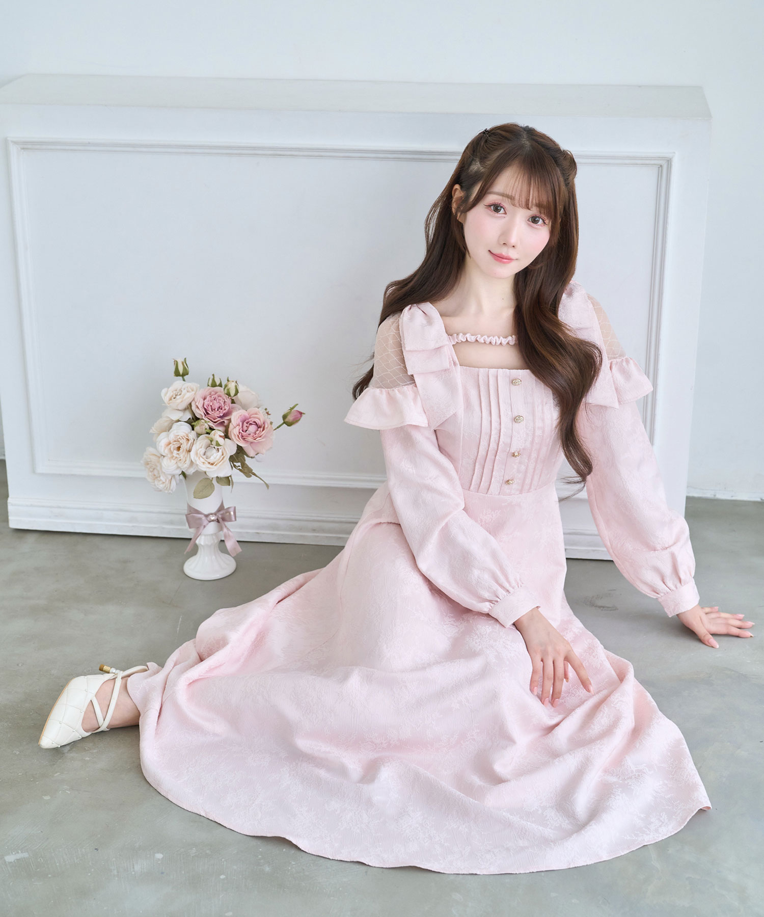 Lace switching jacquard dress – BUNNY APARTMENT