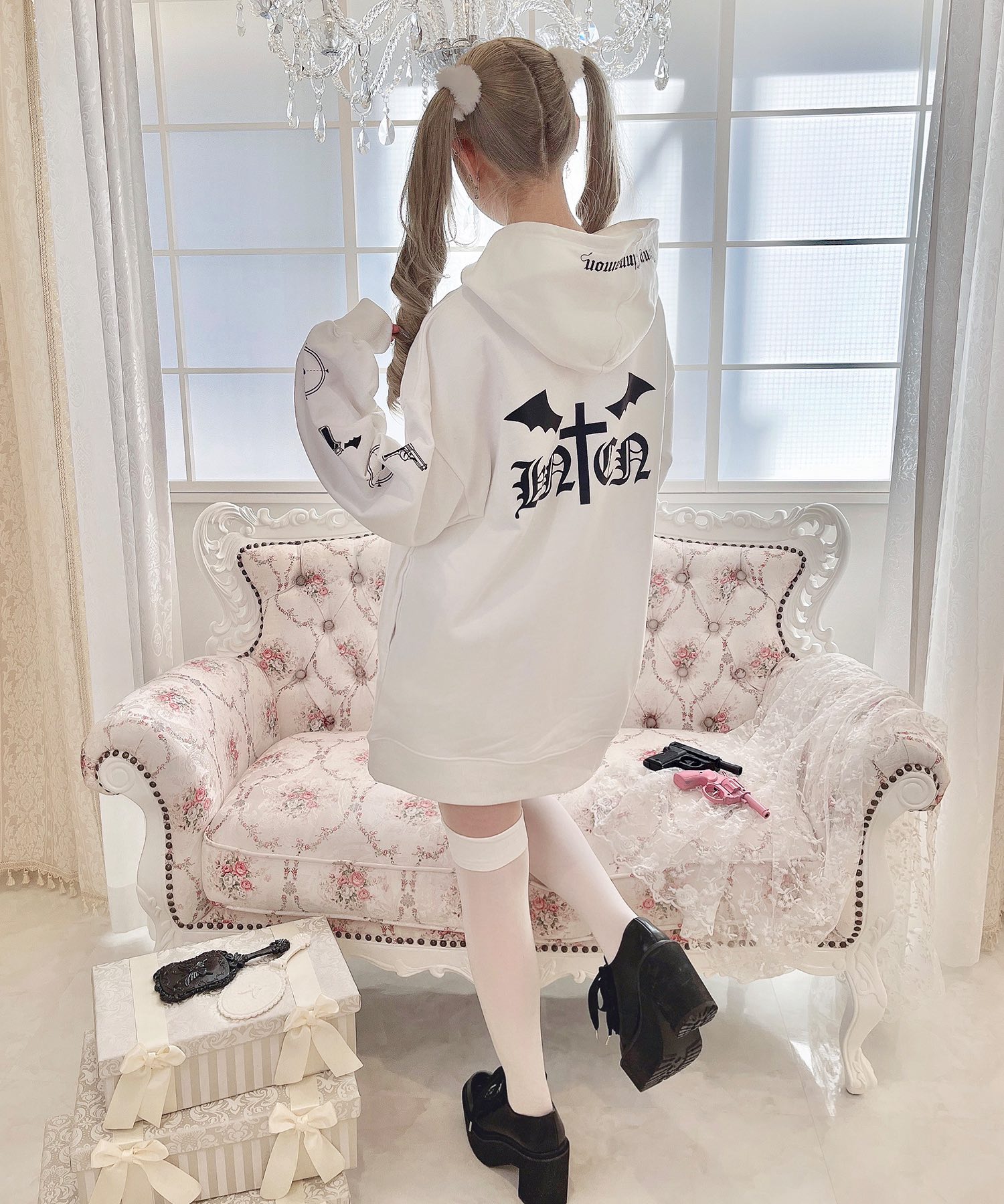 DEVILハーフジップパーカー – BUNNY APARTMENT