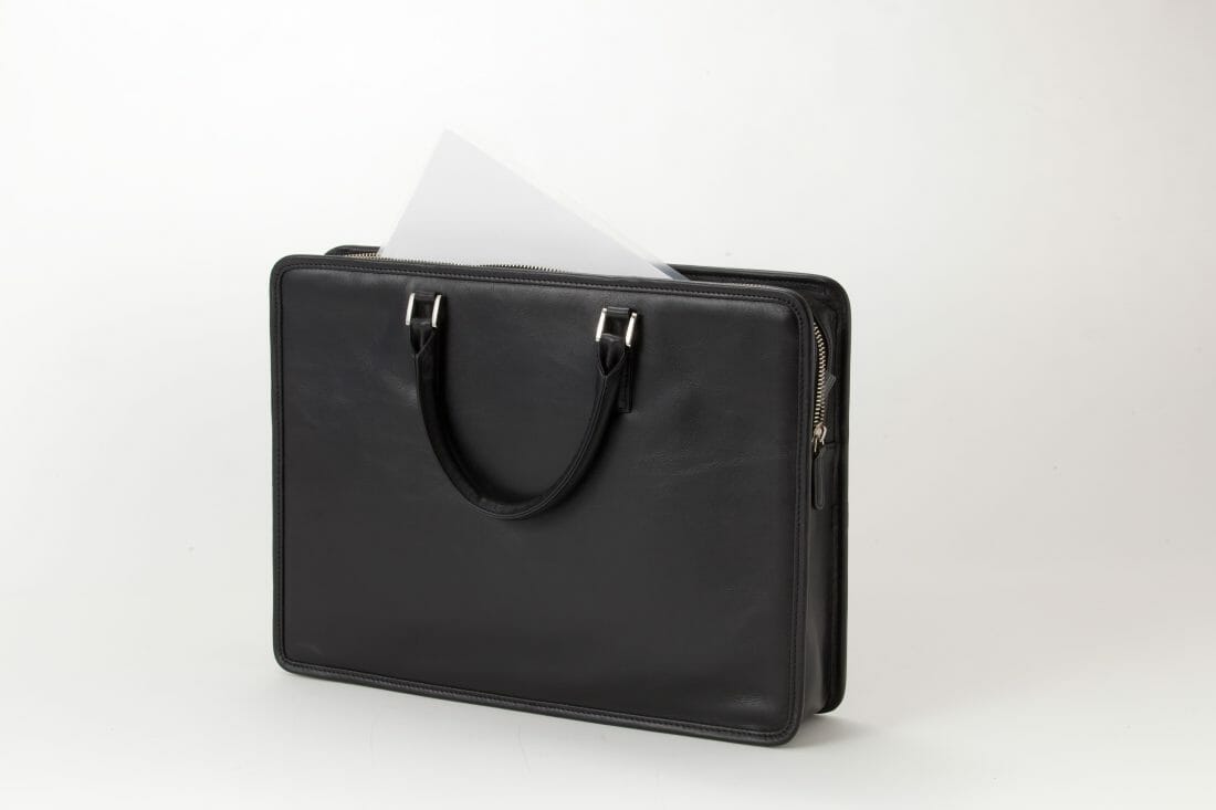 ECサイトにて販売開始！「スリムビジネスバッグ(スクエア)」