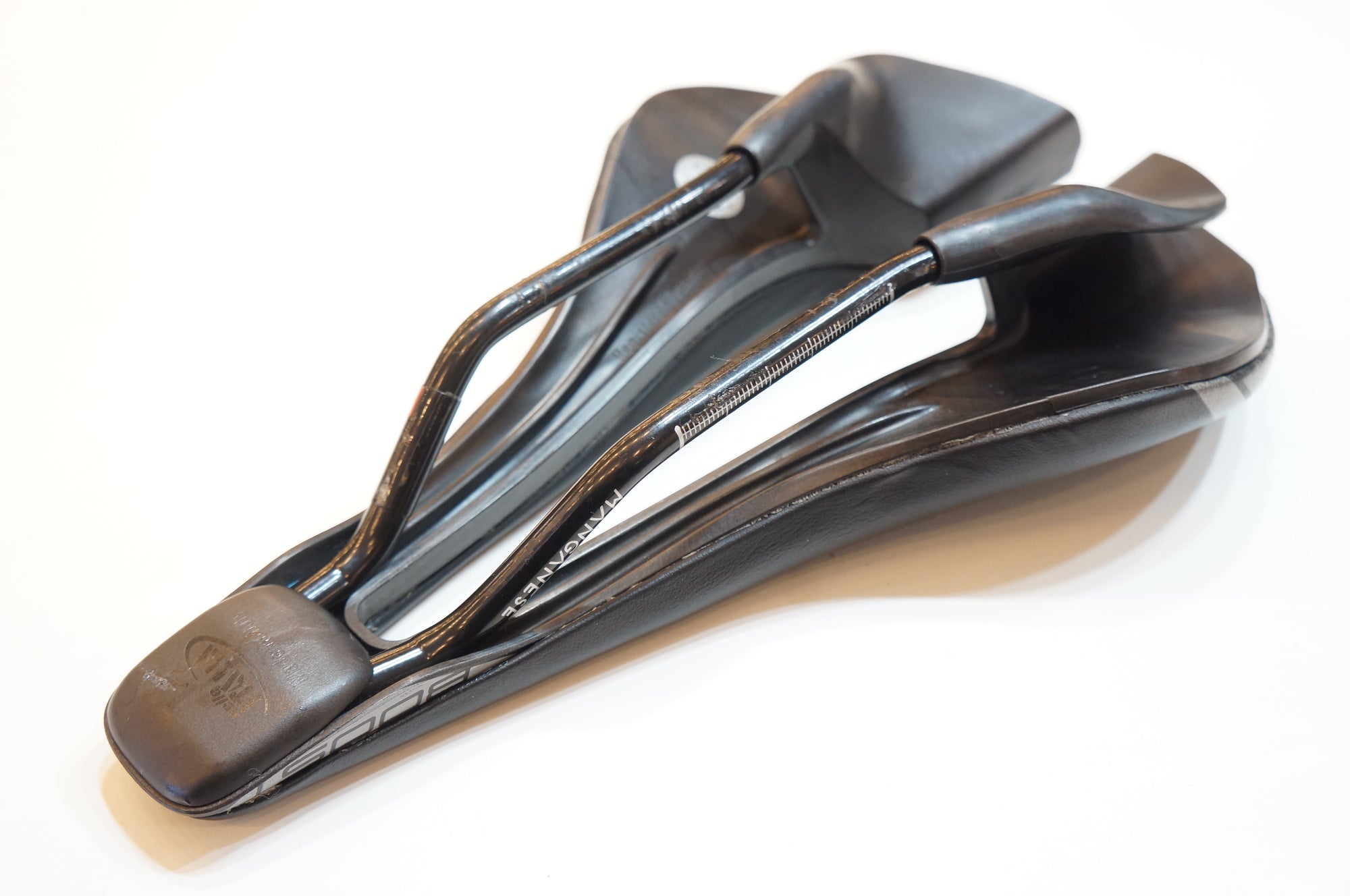 SELLE ITALIA 「セラ イタリア」 SP-01 BOOST MANGANESE サドル