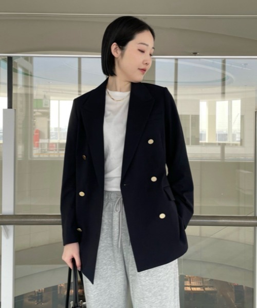 Mila Owen（ミラオーウェン）の「金釦ダブルブレストロングブレザー