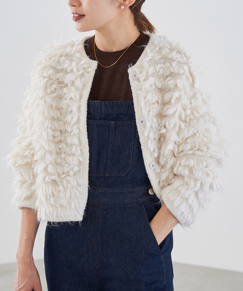 IENA（イエナ）の「スーリーアルパカ混シャギーニットジャケット