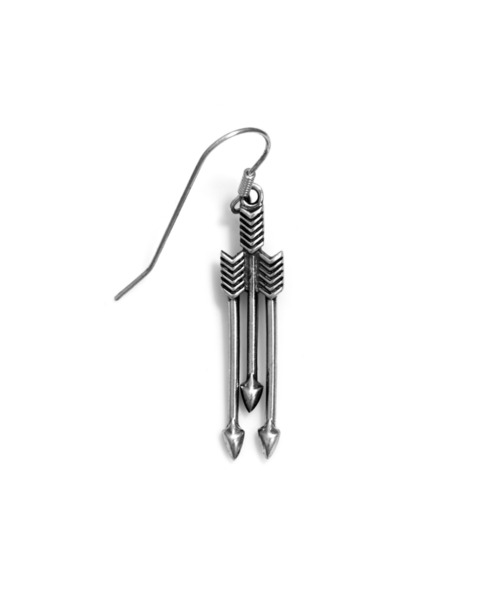CODY SANDERSON（コディサンダーソン）の「Triple Arrow Earring