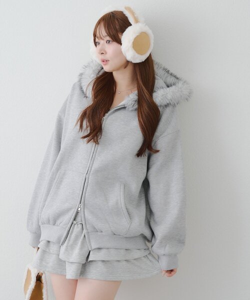 ラメキラキラファーパーカー（パーカー）｜continuer de NICE CLAUP