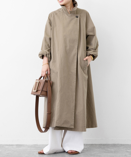 Deuxieme Classe（ドゥーズィエムクラス）の「HIGH POP トレンチコート