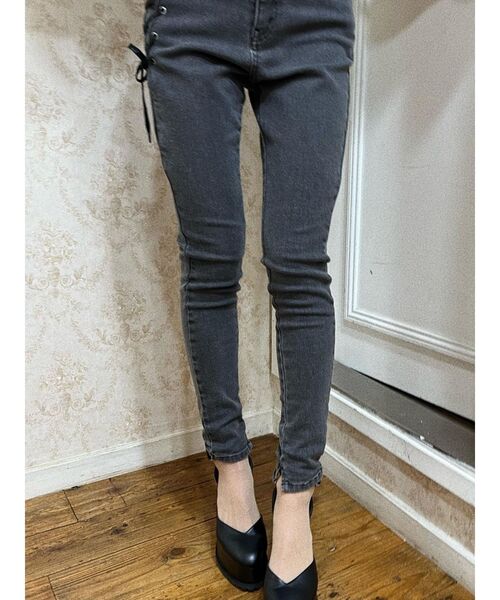 EATME（イートミー）の「サイドレースアップスキニー（デニムパンツ