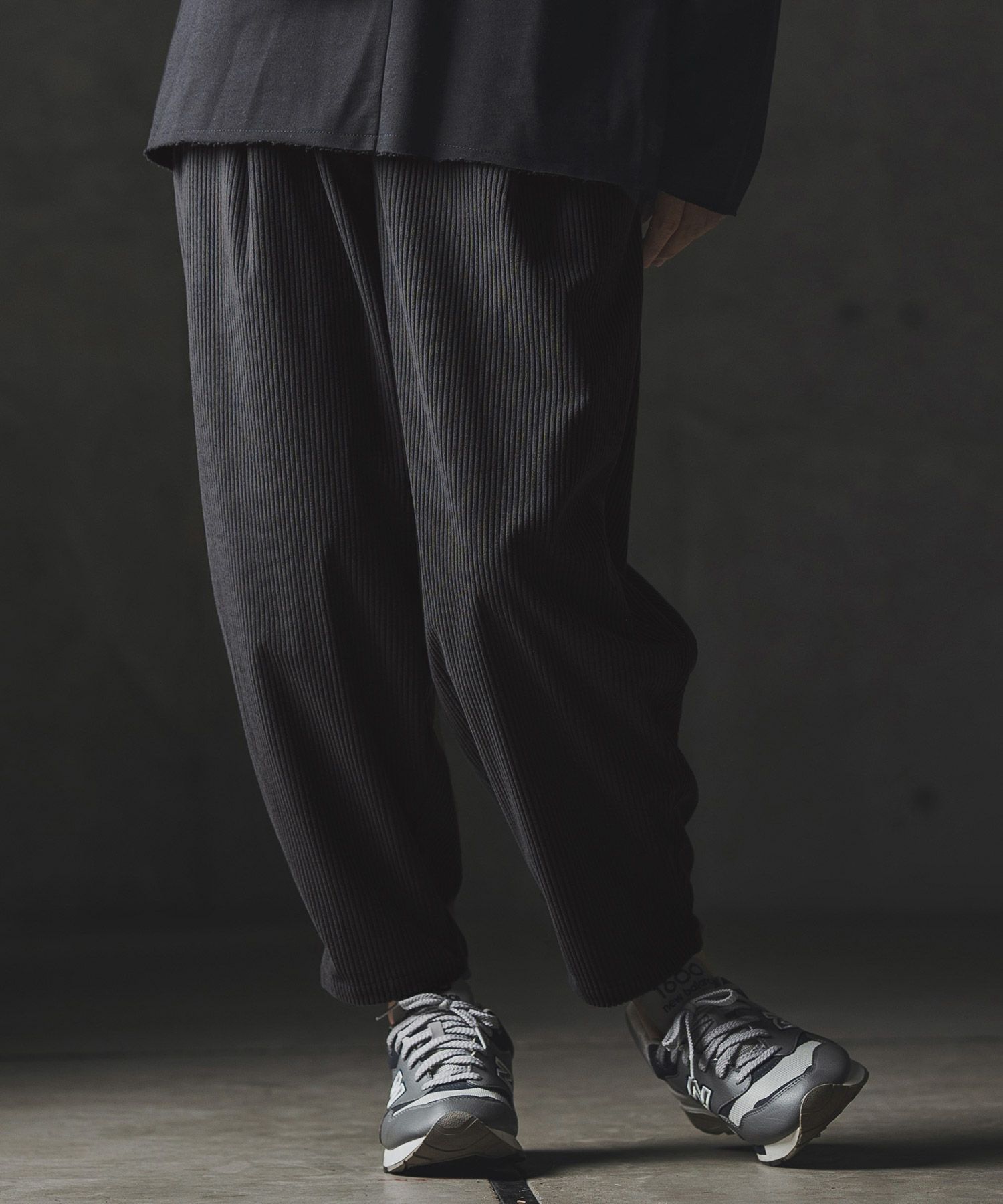 GLIMCLAP(グリムクラップ)】Balloon wide pants-Wide-wale corduroy
