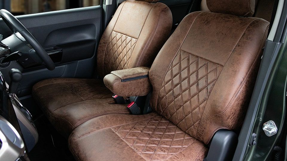 ハスラーのシートカバーとフロアマットなら車のシートカバー専門店カー