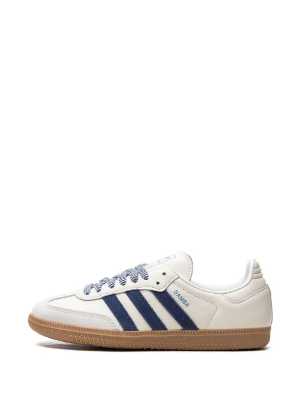 Adidas Samba OG “Off White Dark Blue” スニーカー | ホワイト
