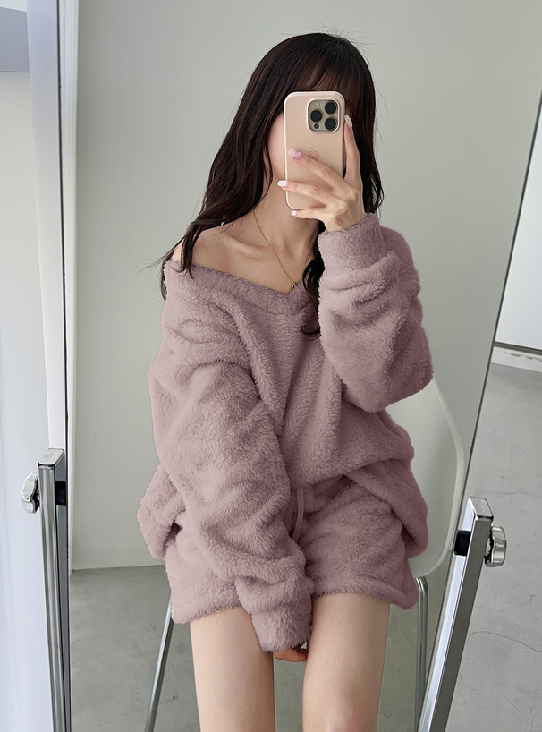 ボアVネックトップス×ショートパンツセットアップ[ze824] | レディース