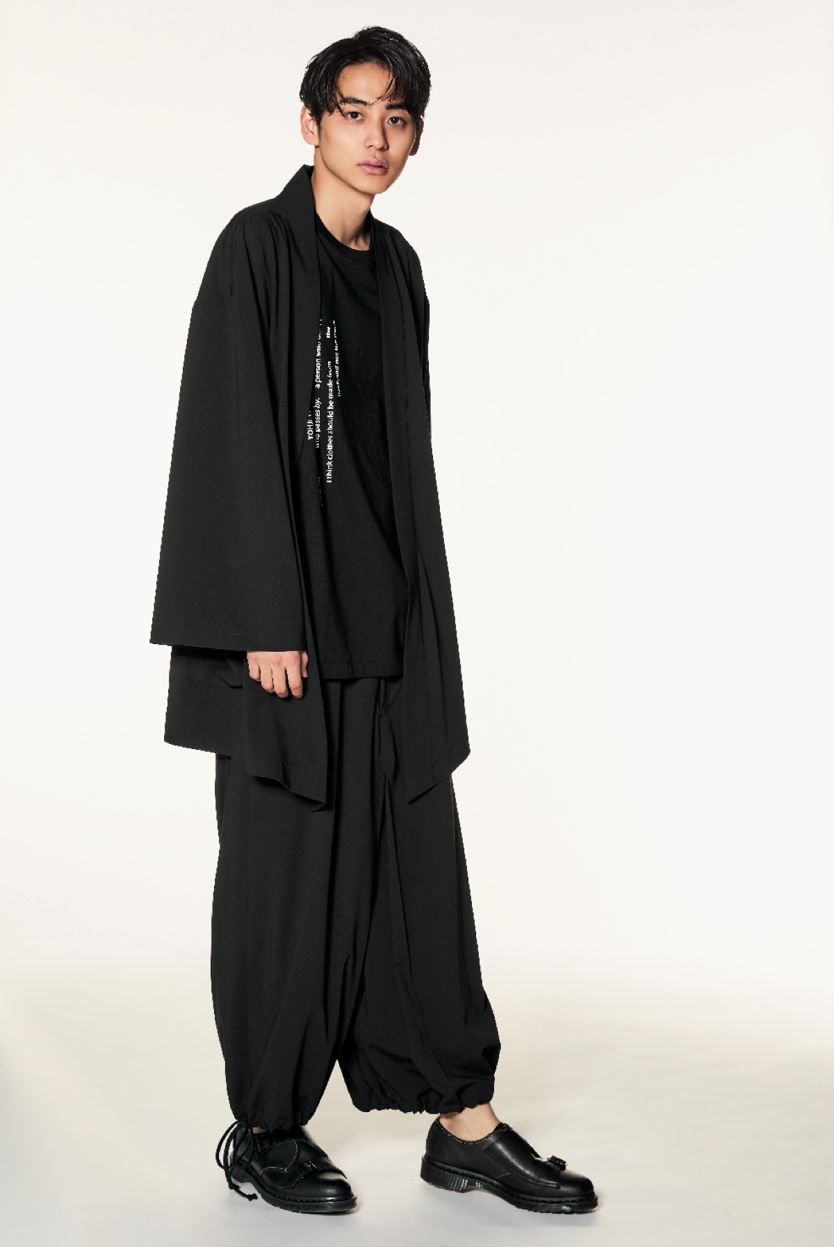 圧倒的支持率！ヨウジヤマモトで作る”黒ゆる”ファッション