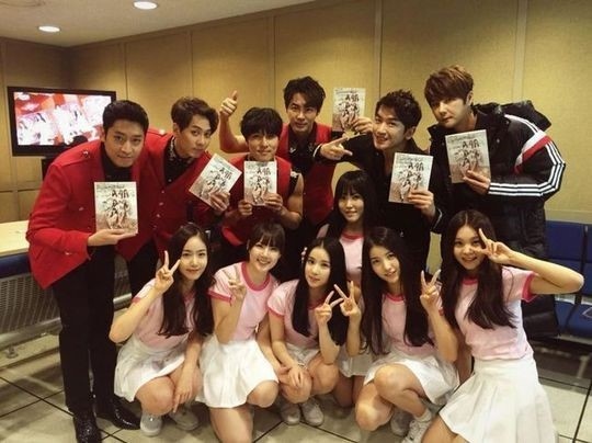 98年デビューの神話＆98年生まれのGFRIEND…特別な出会い - Kstyle