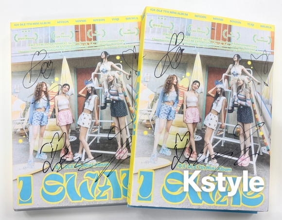 Kstyle13周年】(G)I-DLEからお祝いメッセージが到着！直筆サイン入りCD