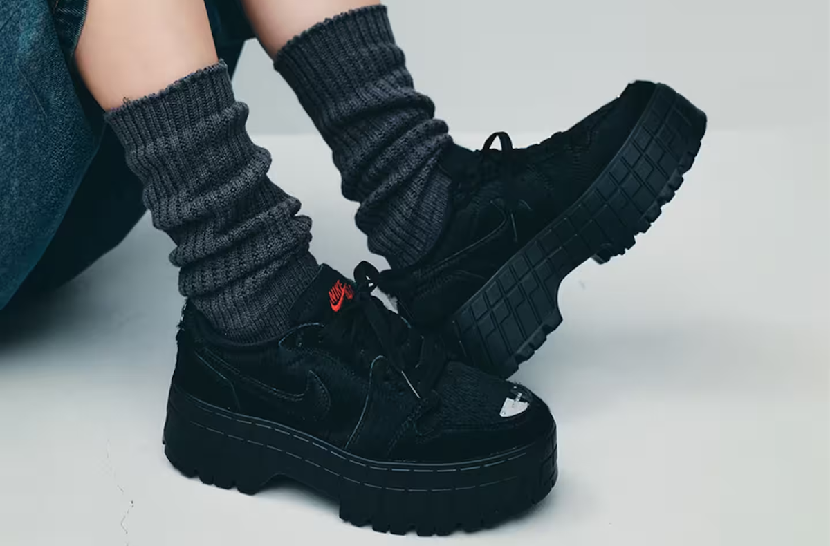 SNSで大バズりの「Nike Women's Air Jordan 1 Brooklyn」を最新作から