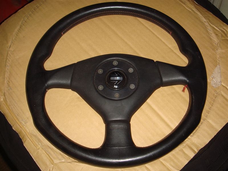 三菱純正部品 ランエボⅢGSR モモステアリング のパーツレビュー