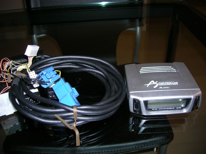 トヨタ純正 マークレビンソンMD・DVDチェンジャー のパーツ