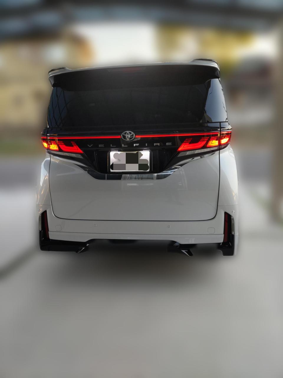 トヨタモデリスタ / MODELLISTA バックドアガーニッシュ のパーツ