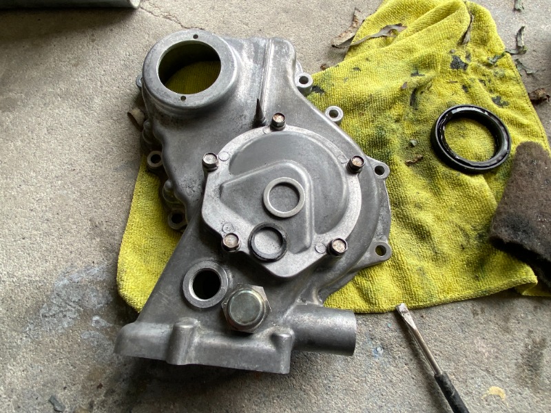 ウォーターポンプ交換の続き①（いすゞ ベレット）by ZAKKY