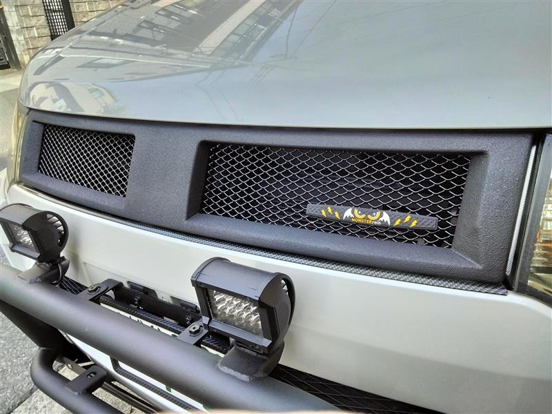 グリル再塗装（三菱 デリカD:5・CV1W/CV2W/CV4W/CV5W）by 袋三中46