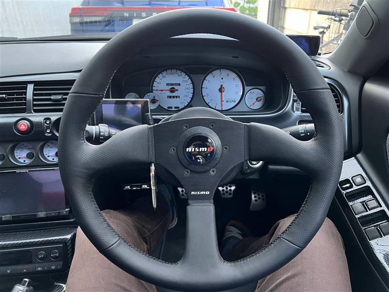 nismoステアリング・純正シフトノブ（日産 スカイラインGT‐R・R33