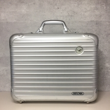 渋谷でリモワを買取。ピッコロというモデル、928.16、ショルダーバッグ