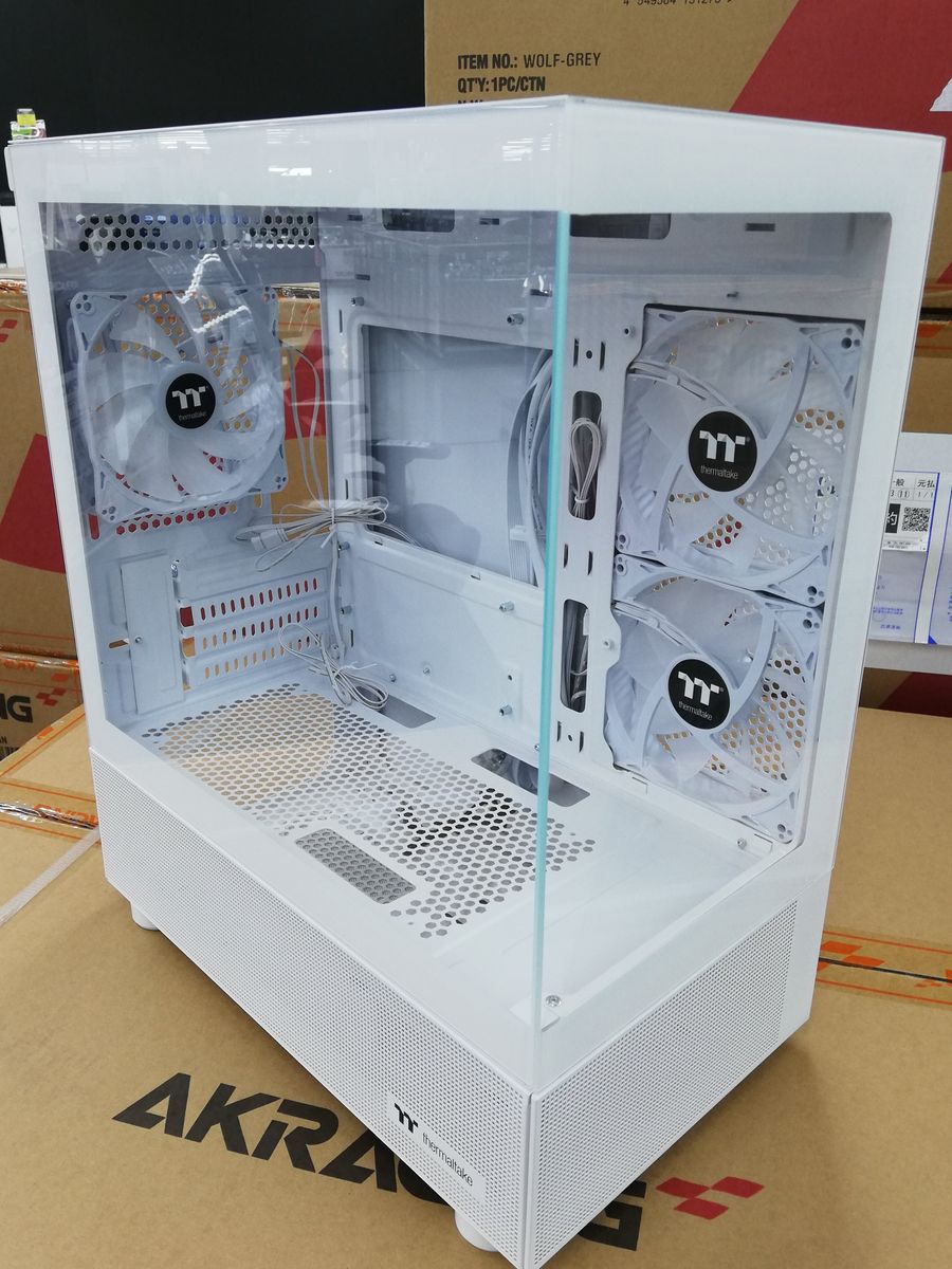 Thermaltake サーマルテイク View 170 TG ARGB Snow CA-1Z4-00M6WN-00