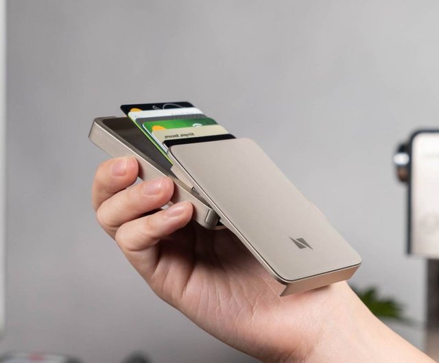 台湾 Zenlet 3 Pro スマートウォレット RFID盗難防止機能&IC