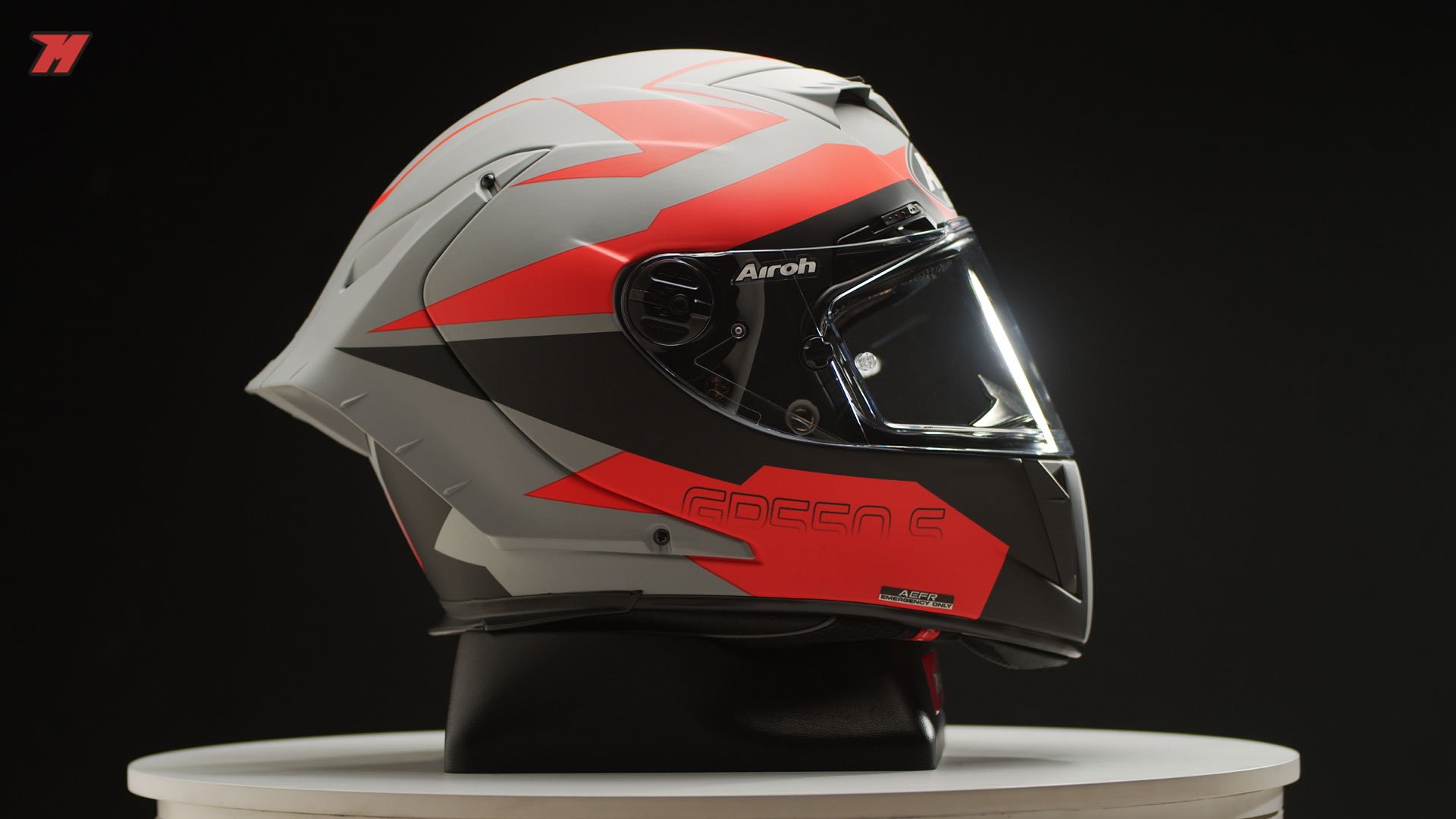 Airoh GP 550 S motorcycle racing helmet under 400€ · Motocard