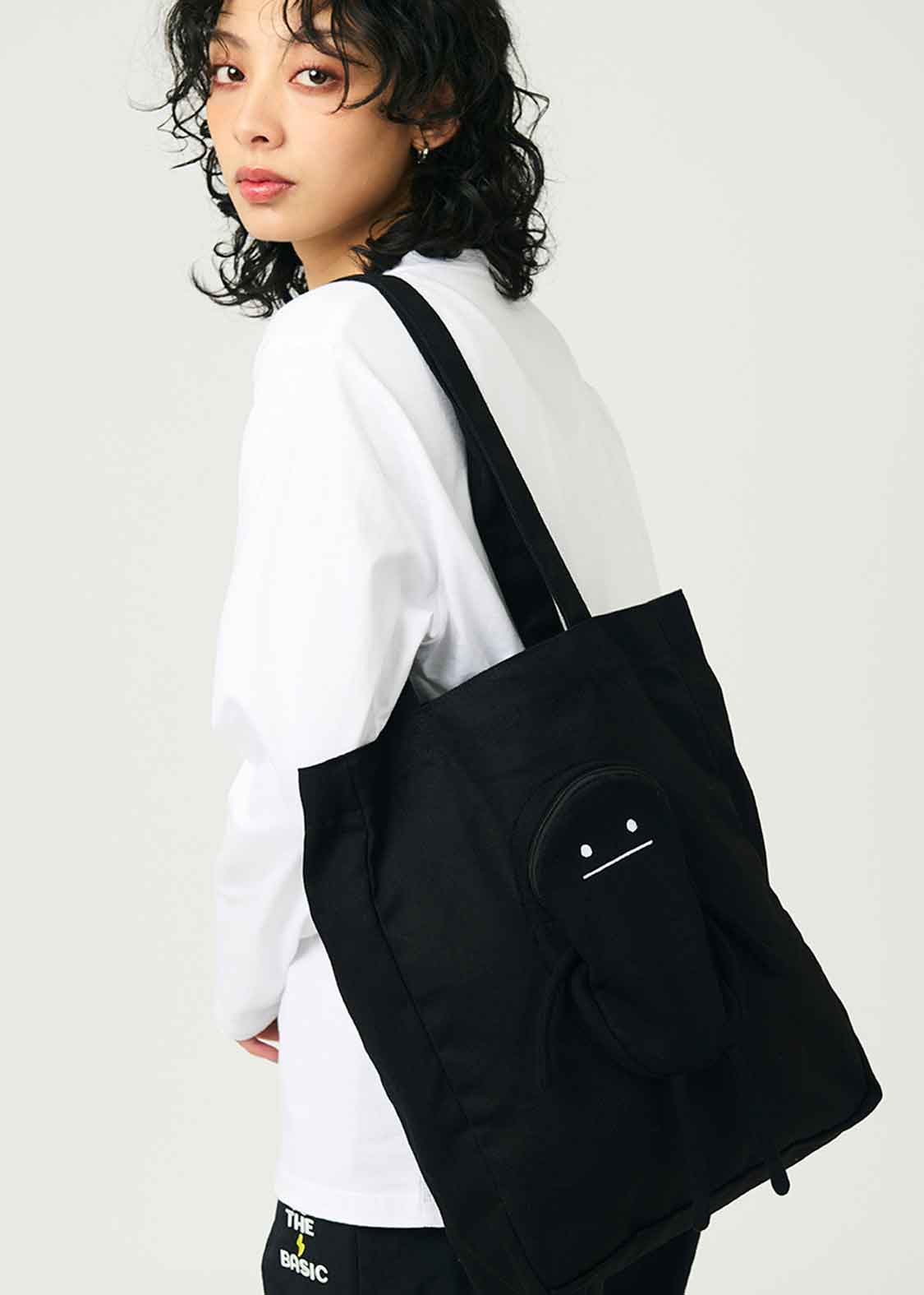 ビューティフルシャドーポケット｜スクエアトートバッグS｜ユニ