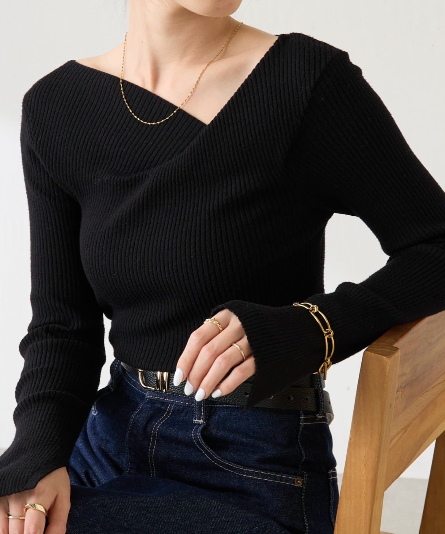 再入荷リクエスト多数につき再販決定！》デザインネックリブニット