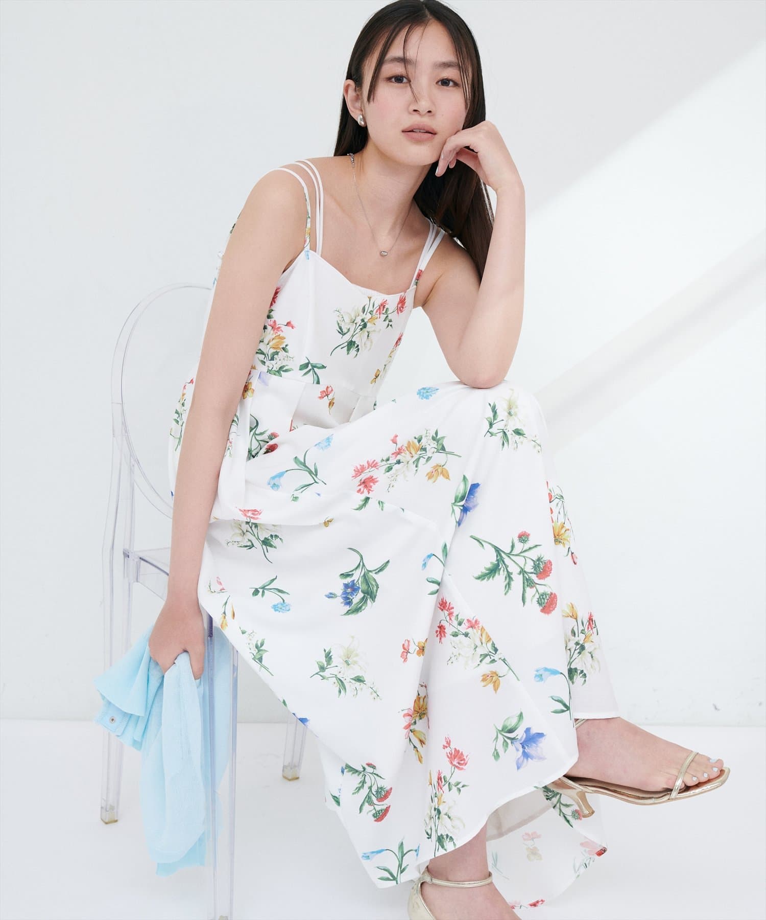 週末限定 新品未使用タグ付 ネイビー 花柄 キャミソール 花柄