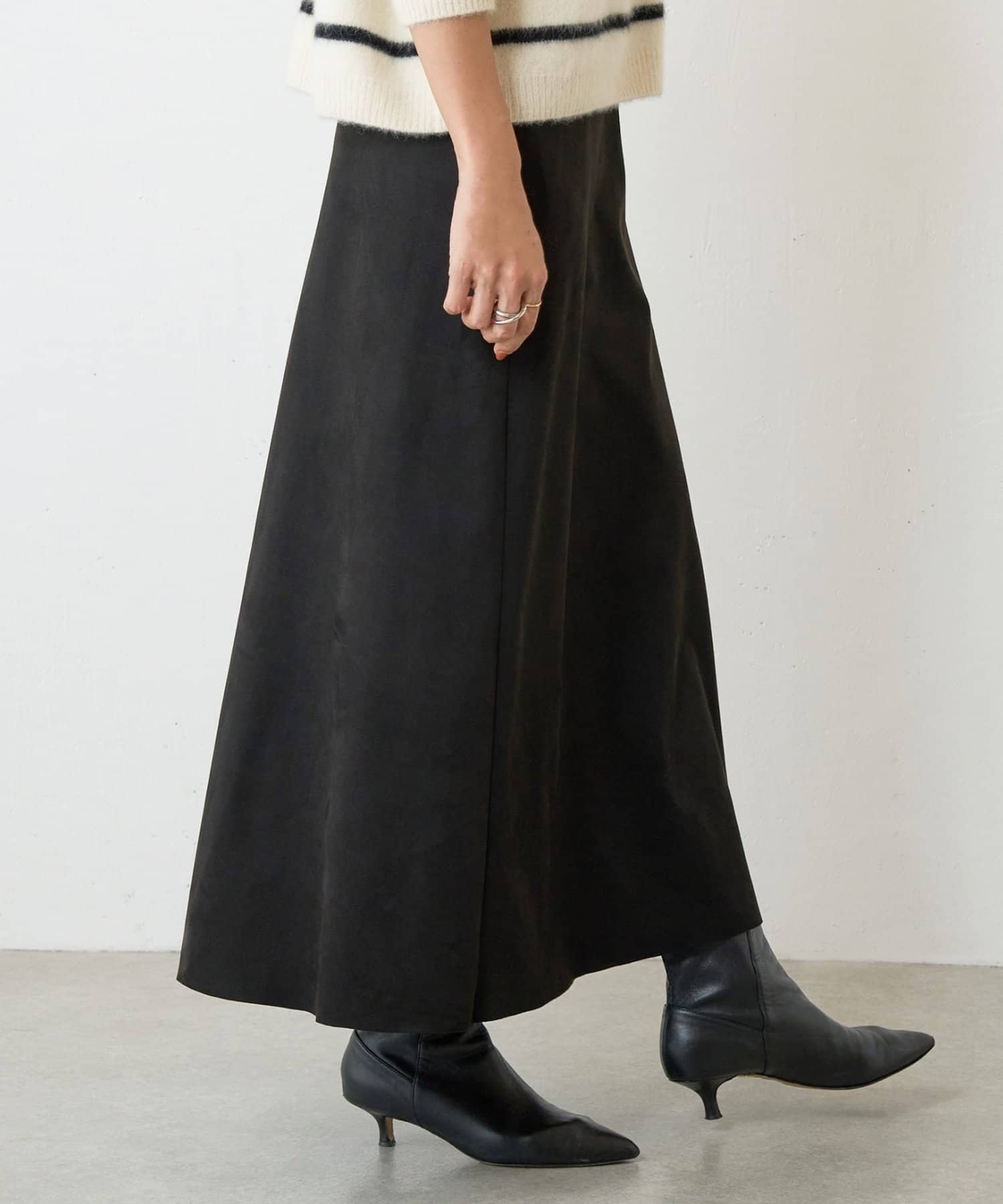 スエードバックテールスカート | BEARDSLEY(ビアズリー)レディース