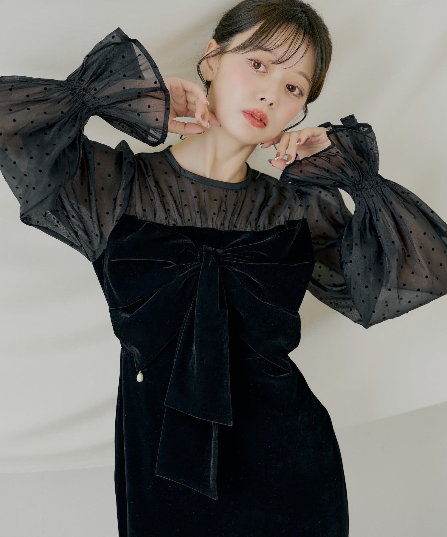 オケージョン】配色シアーリボンベロアワンピース【SALON by Chico