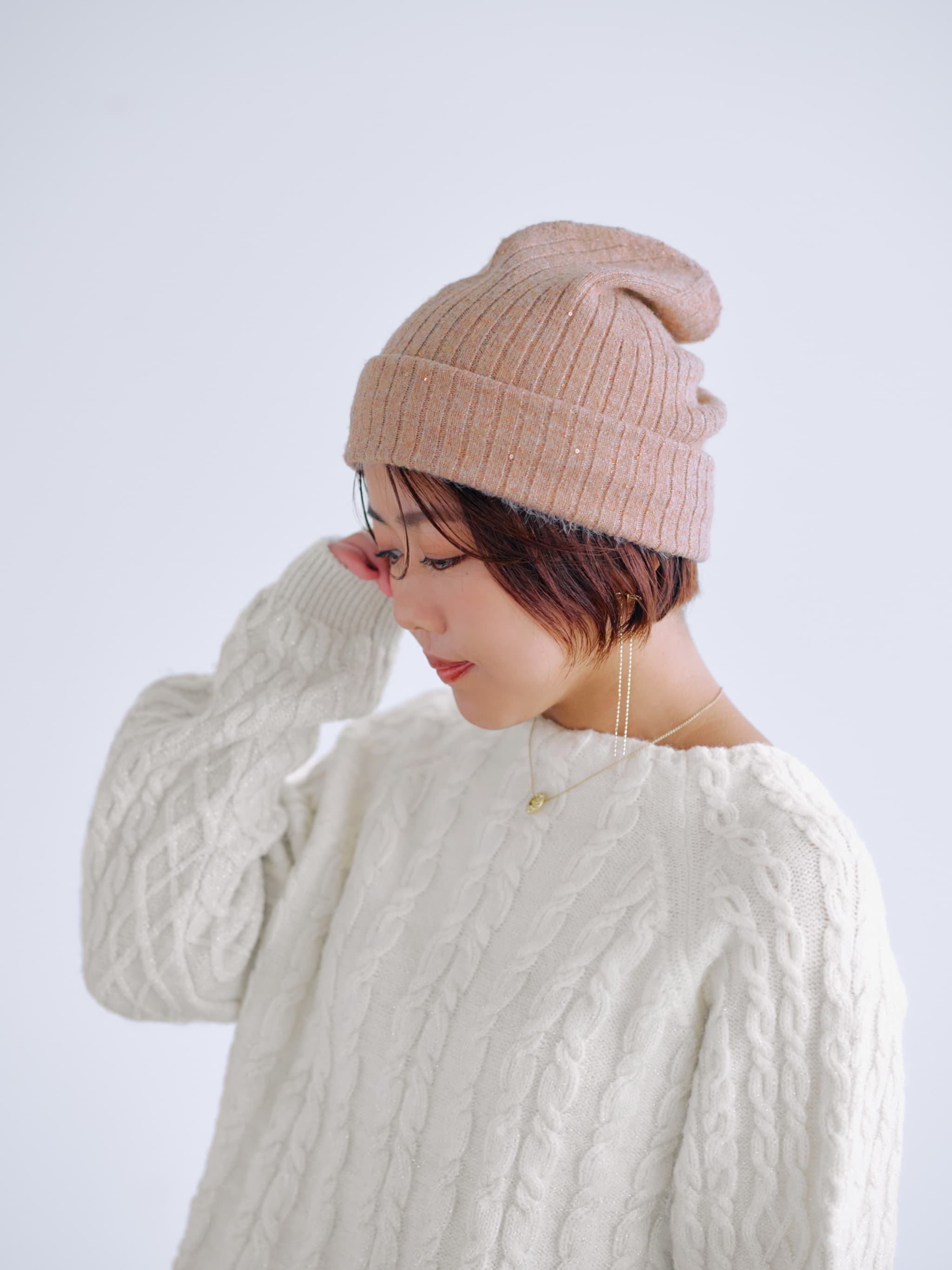 YUNA SANTA】スパンコールニットキャップ | 小柄・低身長女性向け