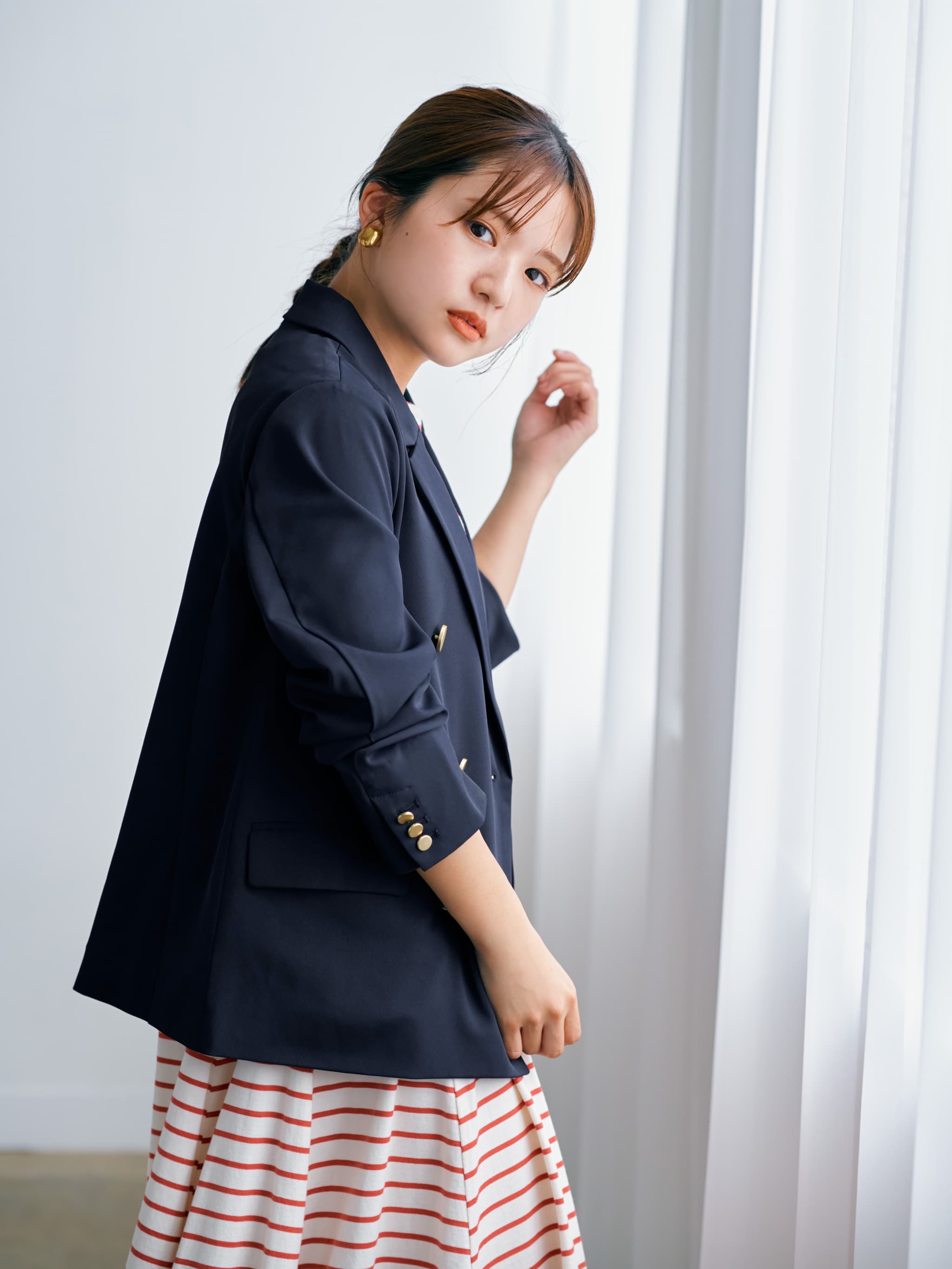 ゴールドボタンダブルジャケット | 小柄・低身長女性向けファッション