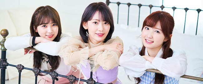 IZ*ONE 宮脇咲良さん、矢吹奈子さん、本田仁美さんサイン入りチェキ