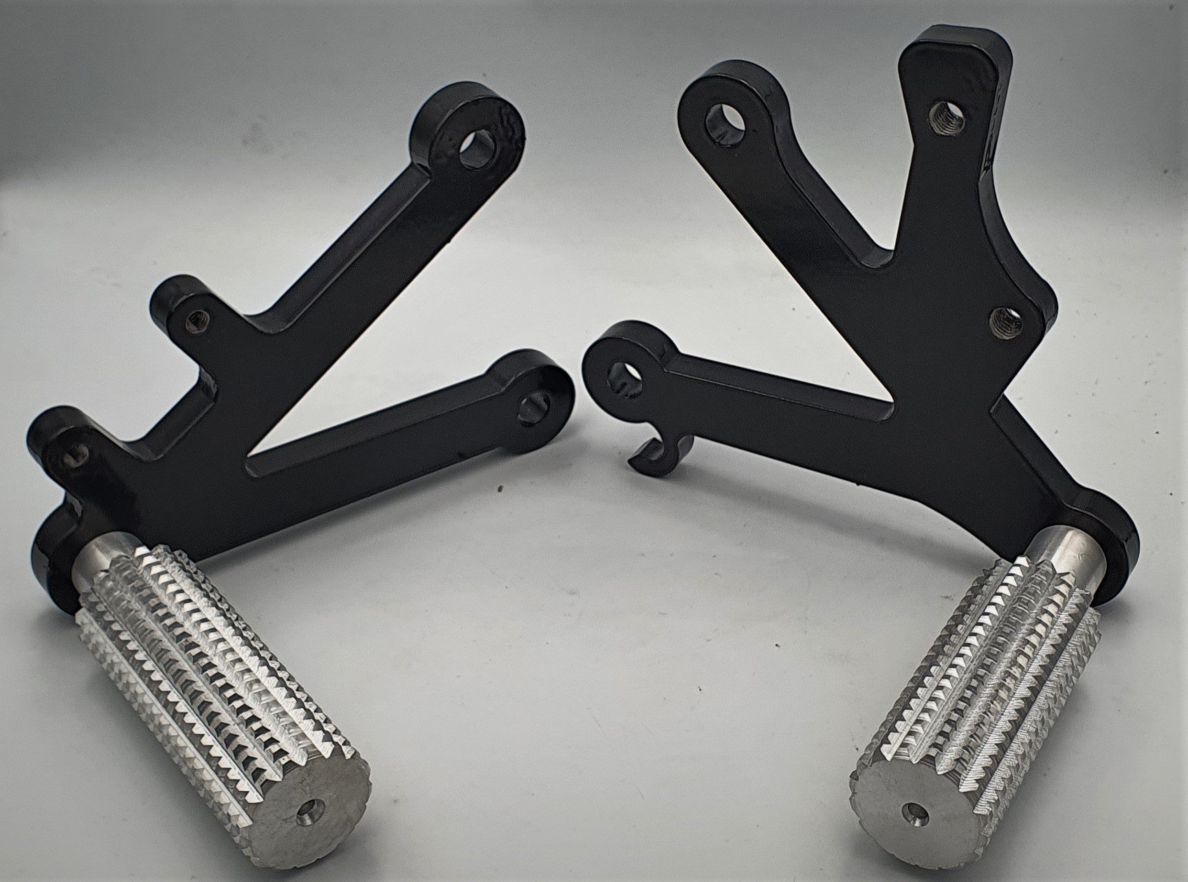 Rear set Kawasaki 636 0304 - Crew Garage