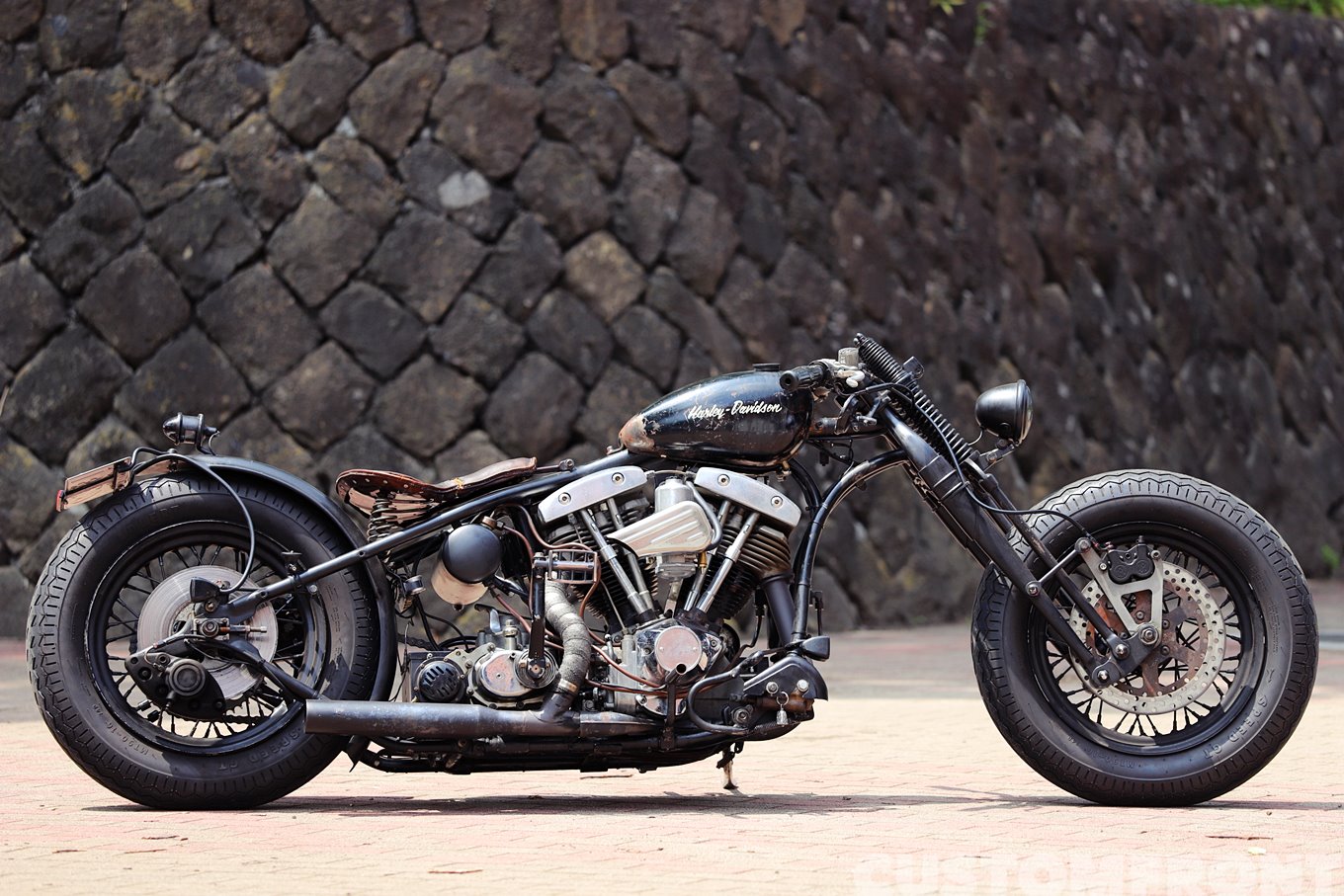 ハーレー ショベルヘッドのエイジングカスタム 1973年・遠藤自動車